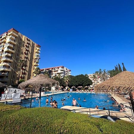 Acogedor Apartamento En Benalmadena Vistas Exterior photo